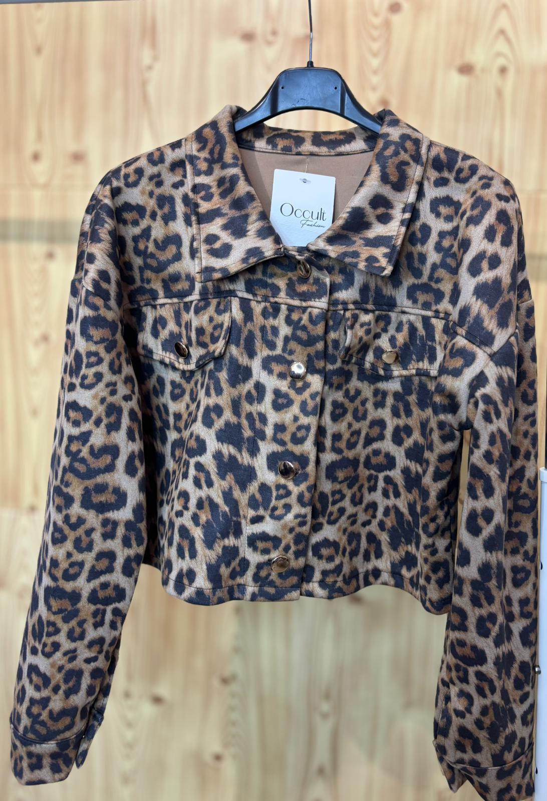 Chaqueta leopardo antelina
