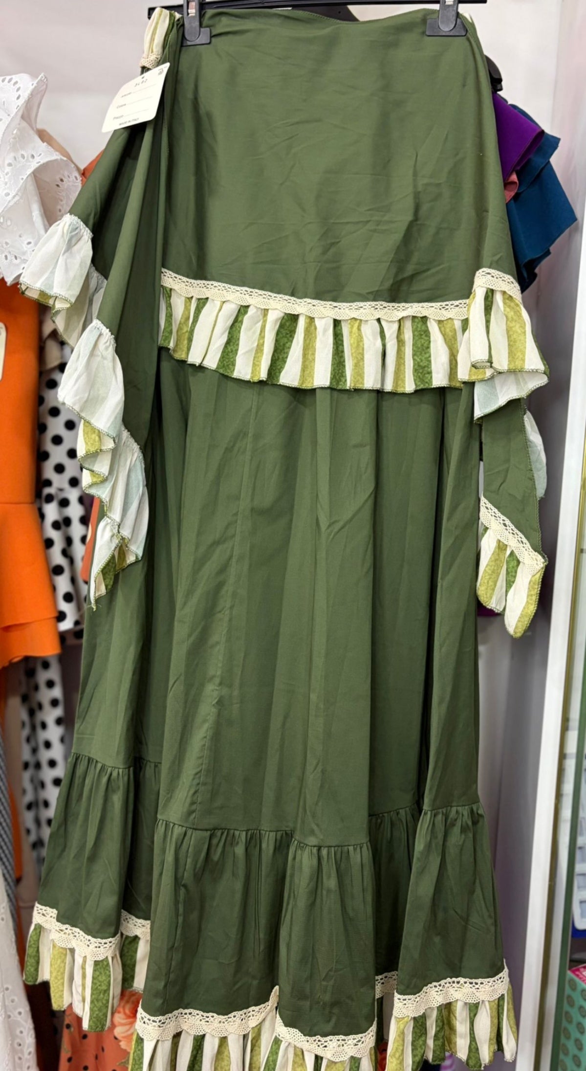 Conjunto falda y piquillo